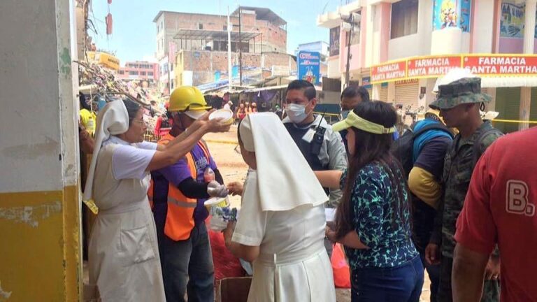 Terremoto Ecuador 2016 Distribuzione Aiuti FMA